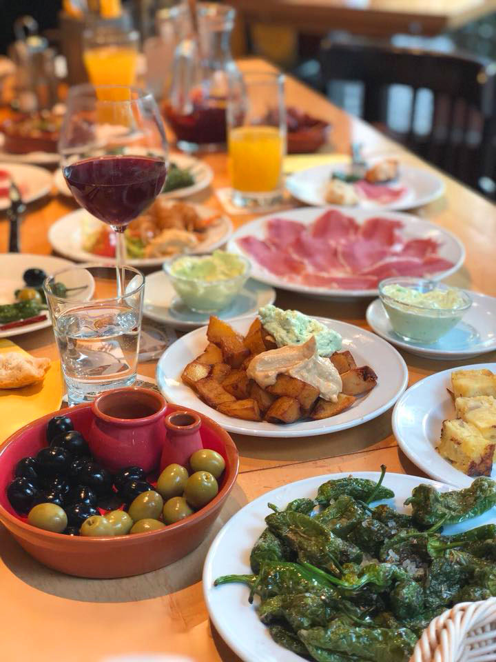 Tapas Tisch bei Las Tapas Bielefeld